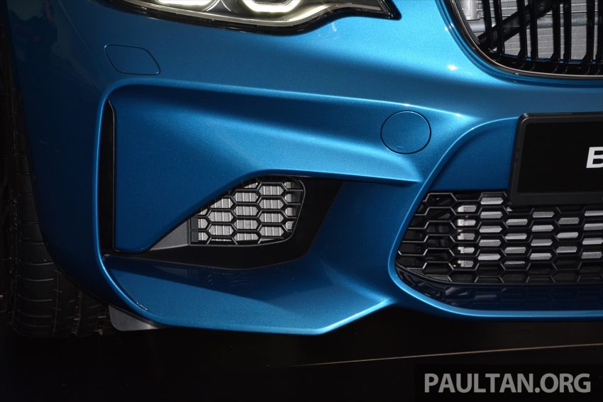 原厂释出 BMW M2 预览图，变化极微，新头尾灯组设计。 28766