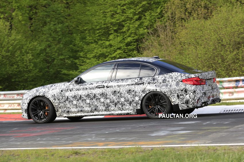 全新 BMW M5 开上纽柏林测试，零百加速将低于3.5秒。 29982