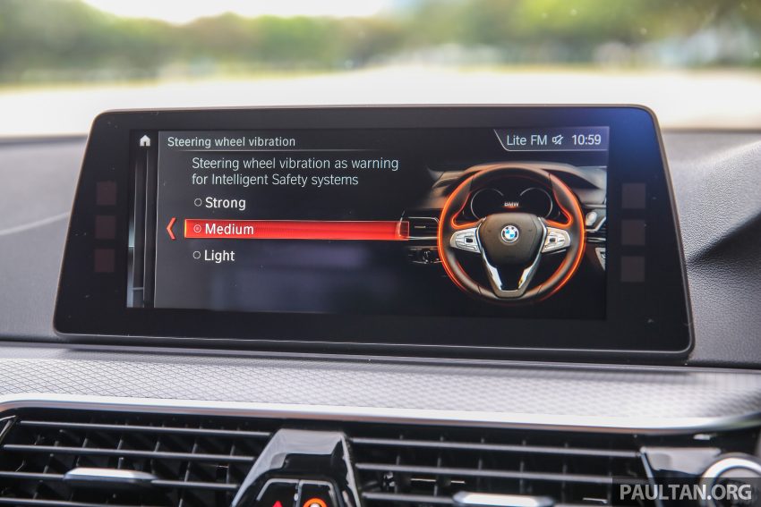 新车图集：BMW G30 530i M Sport，外观内在皆进化。 31421