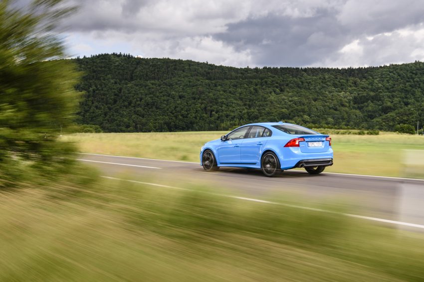 Volvo S60 Polestar，成纽柏林最速可合法上路四门房车！ 31220