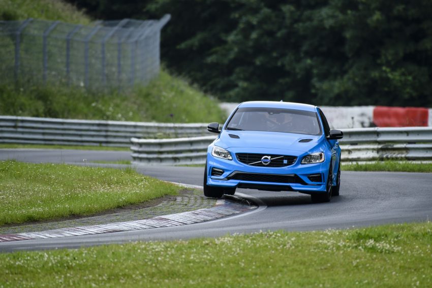 Volvo S60 Polestar，成纽柏林最速可合法上路四门房车！ 31222