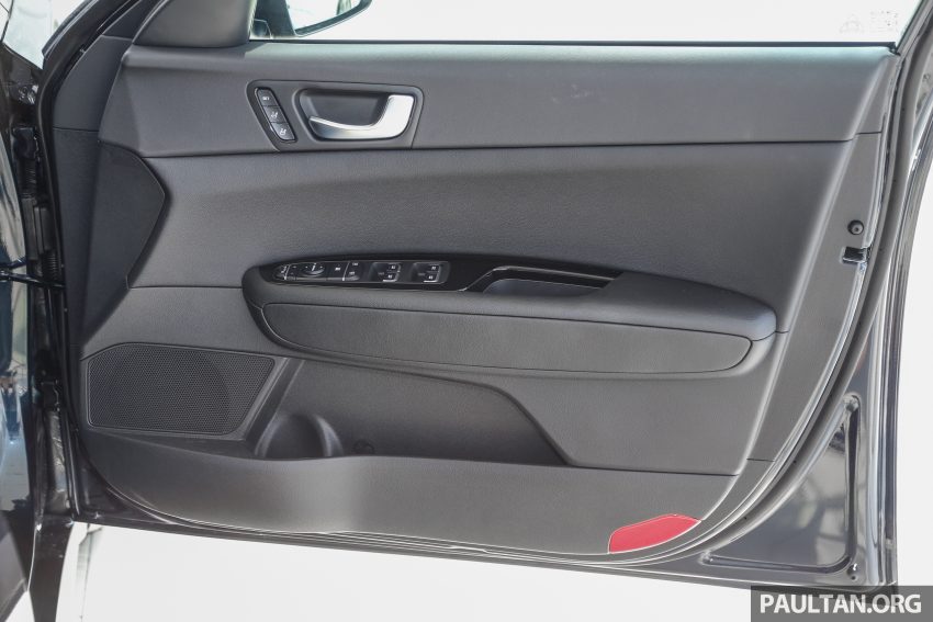 Kia Optima GT 现身 PJ 展销中心，明晚本地正式发布。 30529