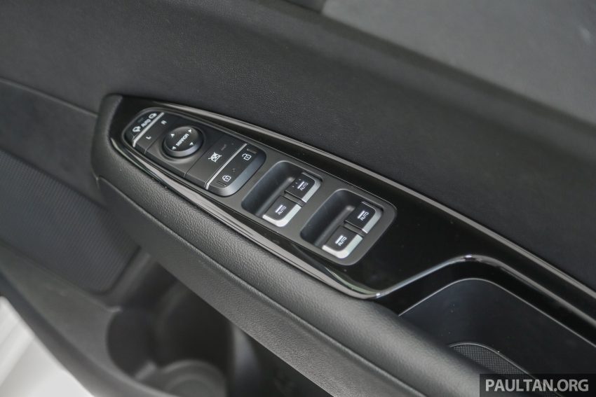 Kia Optima GT 现身 PJ 展销中心，明晚本地正式发布。 30530