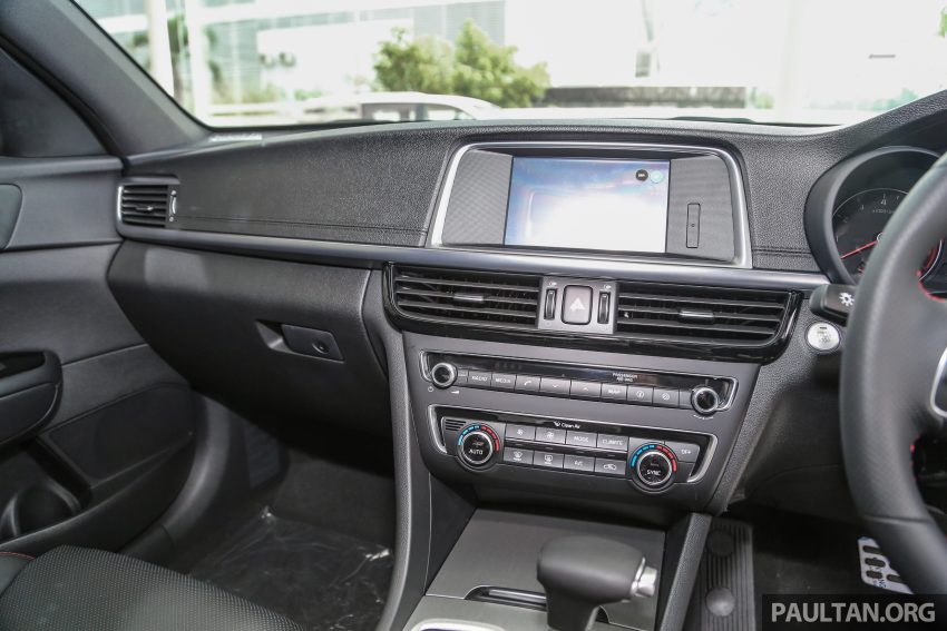 Kia Optima GT 现身 PJ 展销中心，明晚本地正式发布。 30514