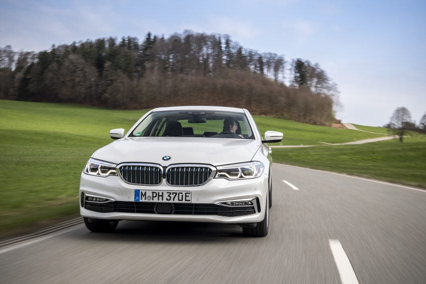 图集：G30 BMW 530e iPerformance，原厂公布规格！ 28084