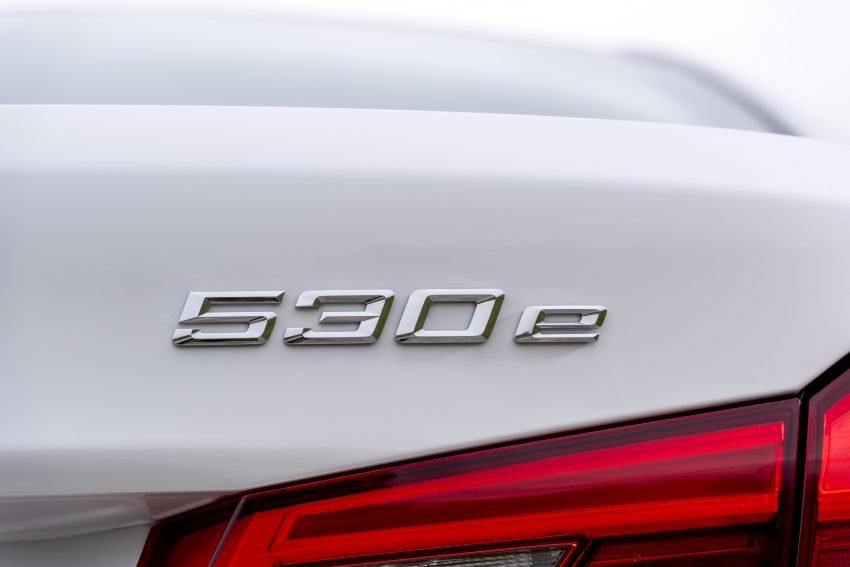 图集：G30 BMW 530e iPerformance，原厂公布规格！ 28097