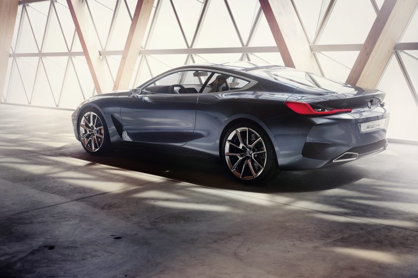 BMW 发布全新 8 Series 概念车，2018年正式投入量产。 31112