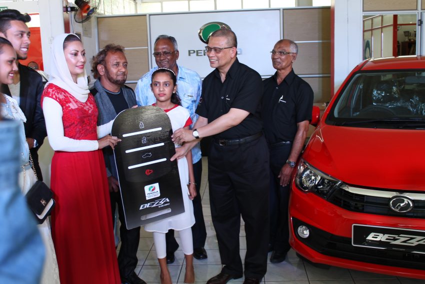国民小车 Perodua Bezza 冲出海外，登陆岛国毛里求斯。 28071