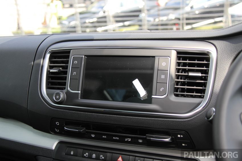 Peugeot Traveller 本地新车预览，今年第三季正式发布。 31034