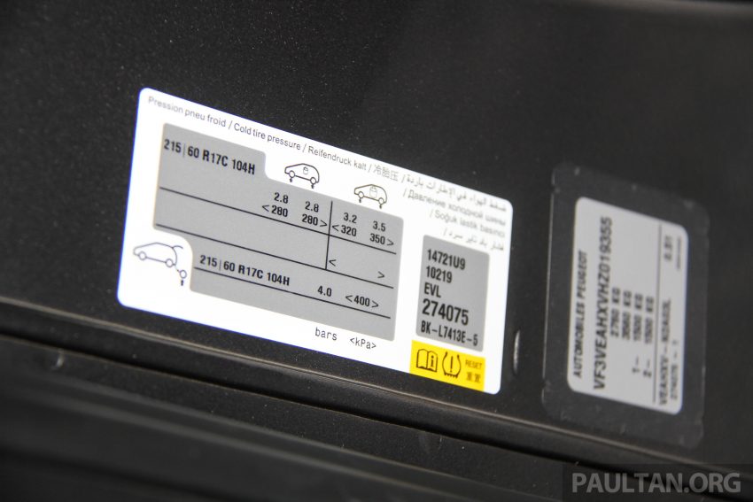 Peugeot Traveller 本地新车预览，今年第三季正式发布。 31042