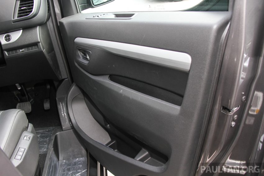 Peugeot Traveller 本地新车预览，今年第三季正式发布。 31043