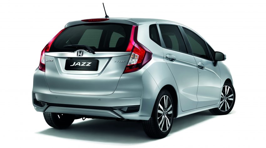 小改款汽油版 Honda Jazz 及 Jazz Hybrid 本周末将亮相。 29251