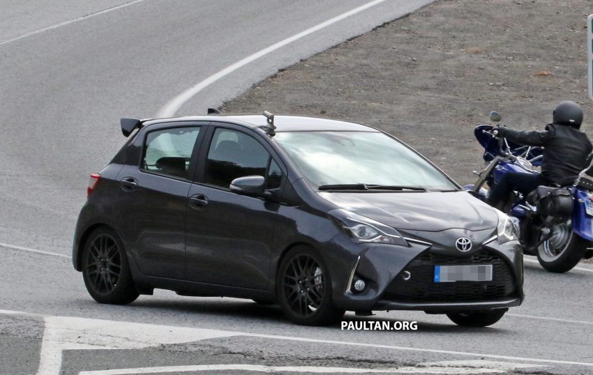 谍照：Toyota Yaris GRMN 五门版无伪装实车上路试跑。 29775