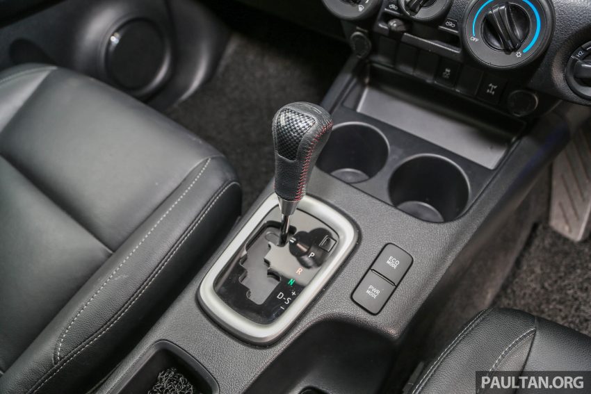 图集：Toyota Hilux 2.4G TRD, 外观小修饰, 更显运动化！ 29626