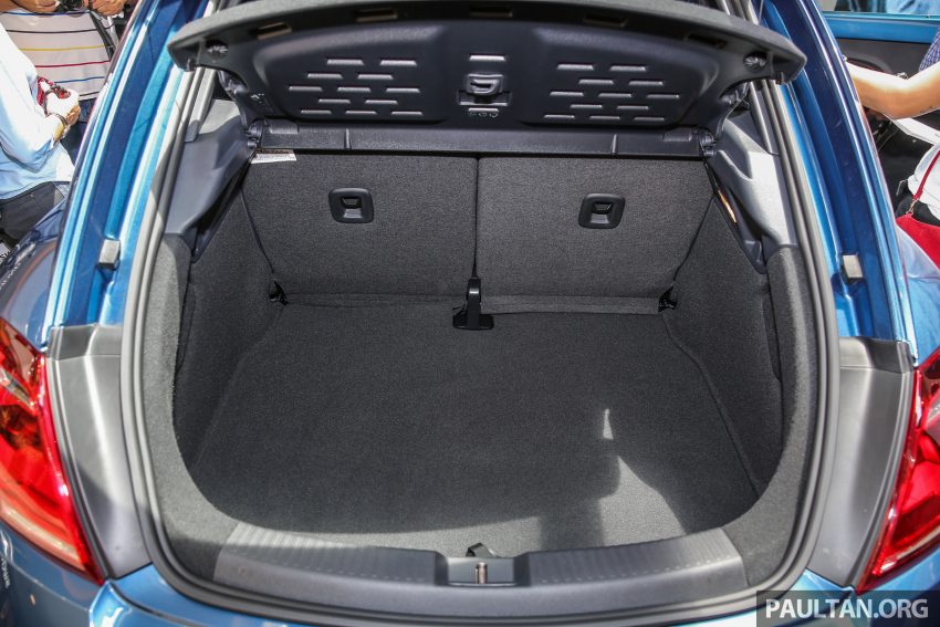 Volkswagen Beetle 小升级正式发布, 售价RM 136K起。 30646