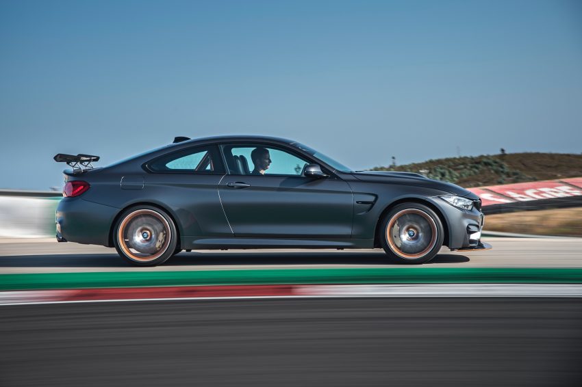 Be Water My Friend! BMW M4 GTS 广告, 向李小龙致敬! 32559