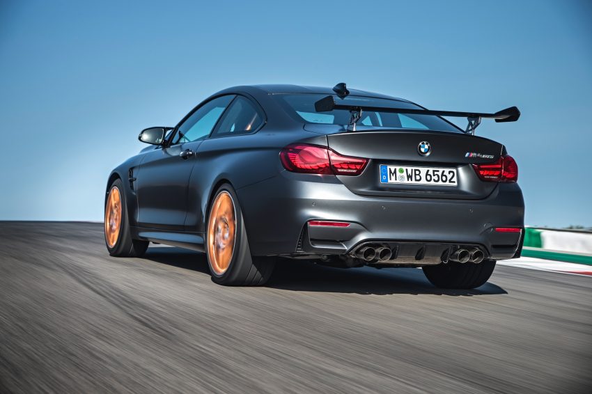 Be Water My Friend! BMW M4 GTS 广告, 向李小龙致敬! 32560