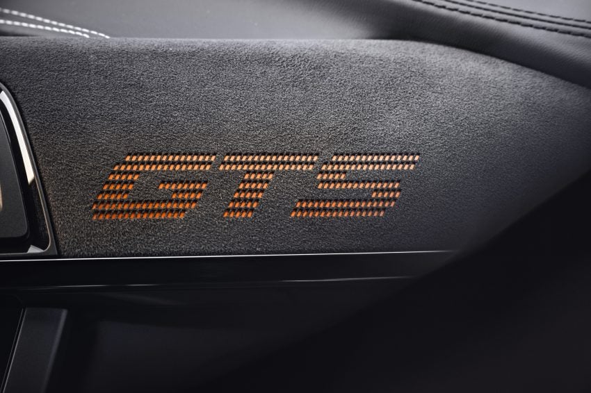 Be Water My Friend! BMW M4 GTS 广告, 向李小龙致敬! 32606