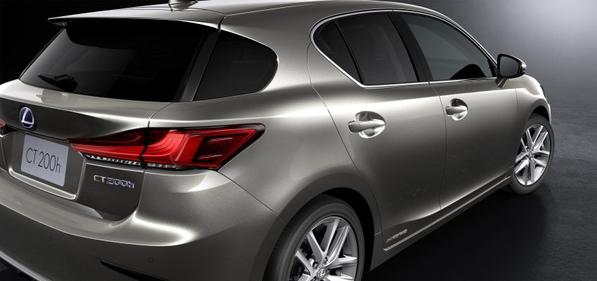 Lexus CT 200h 再次小改款，主被动安全配备更丰富。 33018