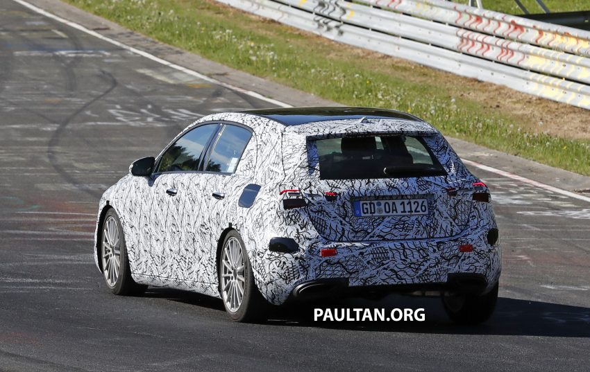 谍照：2018 Mercedes-Benz A-Class 内装中控台曝光。 33397