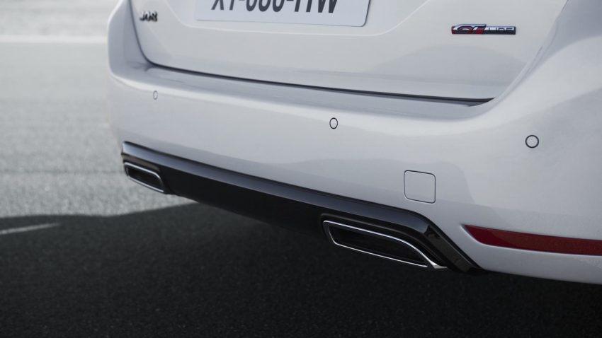原厂发布小改款 Peugeot 308 车系官图，揭露部分规格。 31797