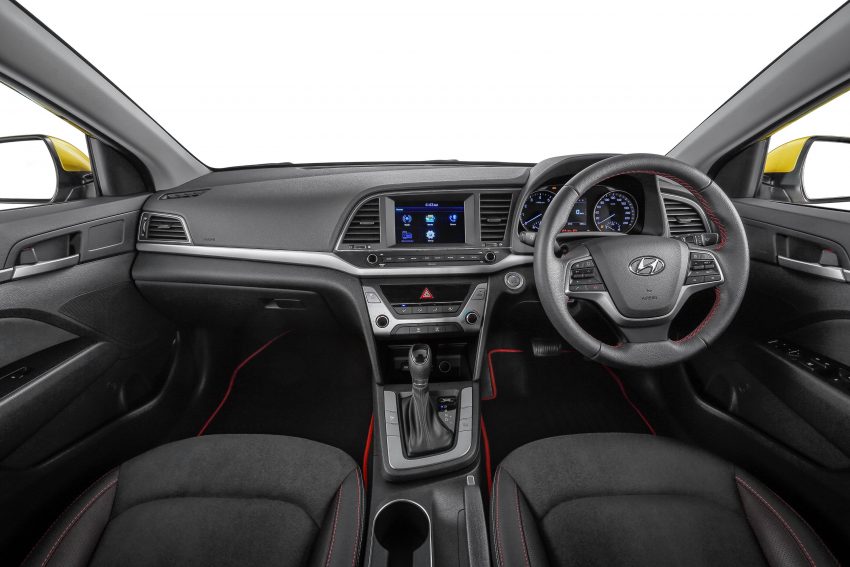 全新 Hyundai Elantra 今起开放预定，开斋节前可取车。 31810