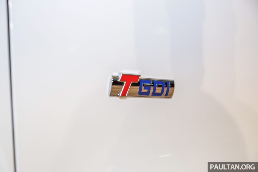 DRB-Hicom 与吉利签约现场，吉利博越 SUV 公开展示。 33920