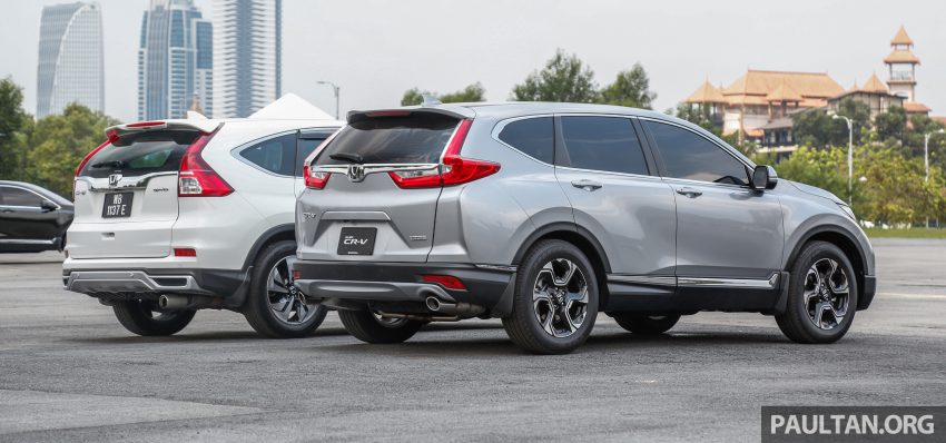 汽车图集：Honda CR-V 四代和五代新旧车型外观对比。 33081