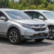 汽车图集：Honda CR-V 四代和五代新旧车型外观对比。