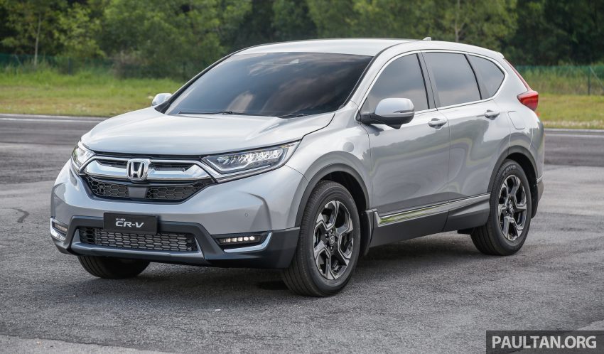 汽车图集：Honda CR-V 四代和五代新旧车型外观对比。 33026