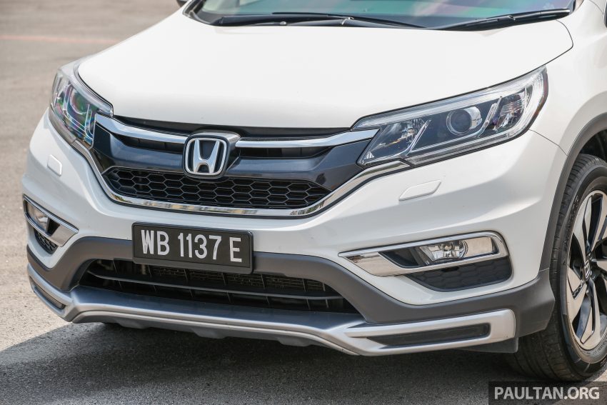 汽车图集：Honda CR-V 四代和五代新旧车型外观对比。 33043
