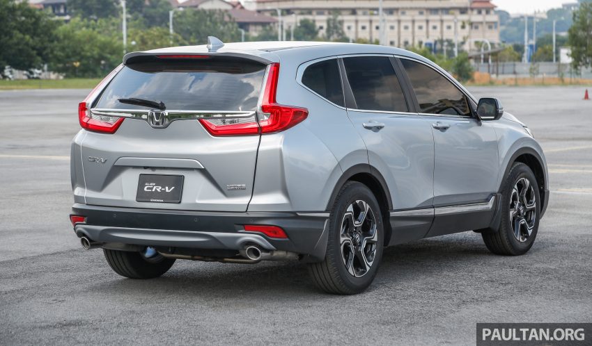 汽车图集：Honda CR-V 四代和五代新旧车型外观对比。 33028