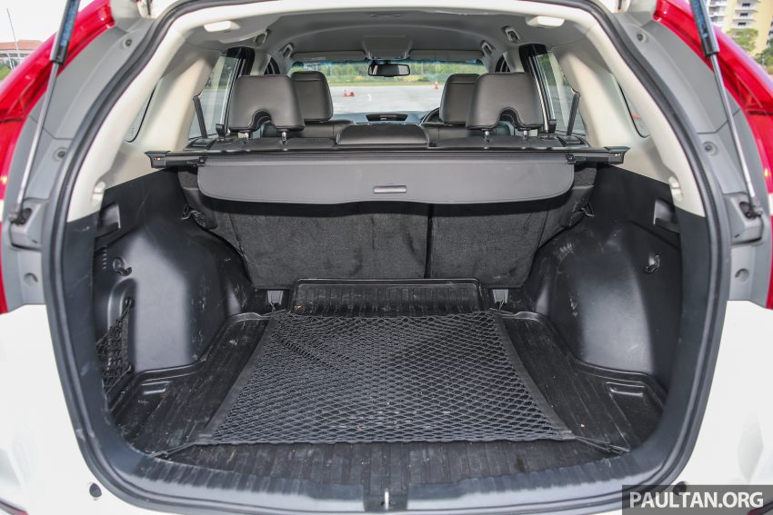 汽车图集：Honda CR-V 四代和五代新旧车型外观对比。 33065