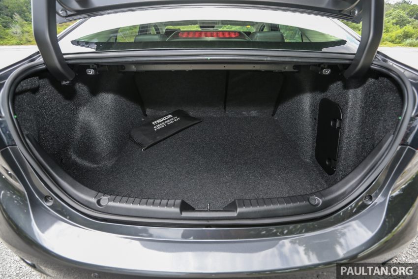 试驾：2017 Mazda 3 GVC, 优越的”人马一体“驾驭体验。 32998