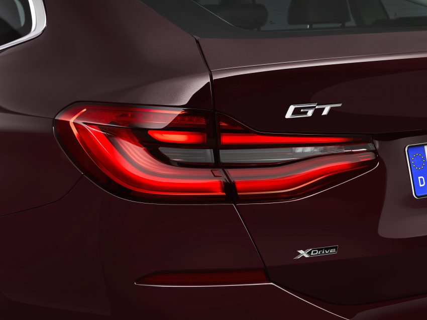 原厂释出全新 G32 BMW 6 Series Gran Turismo 官图。 32869