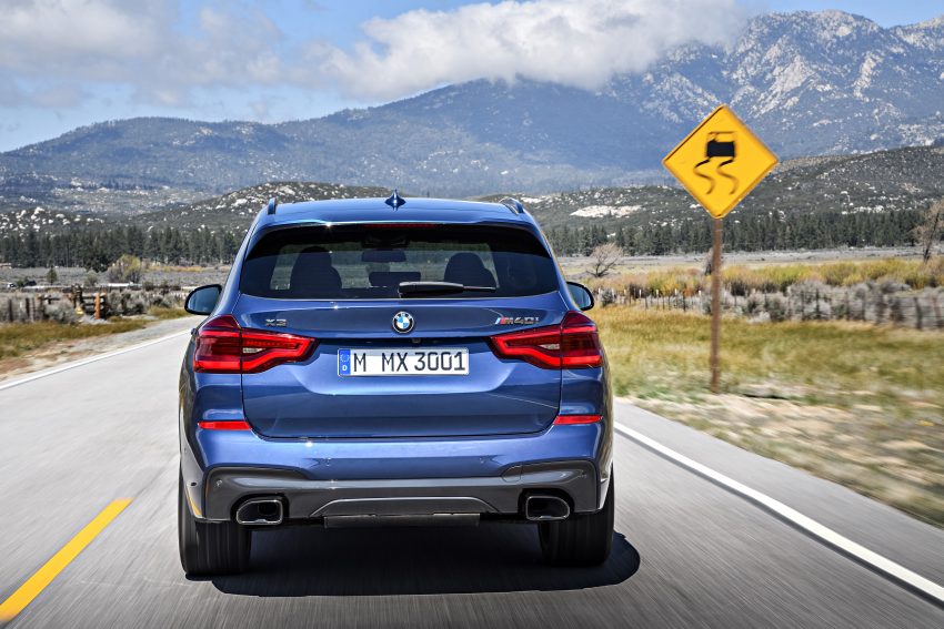 德国发布全新 BMW X3，外型更运动化，内装更豪华。 34122
