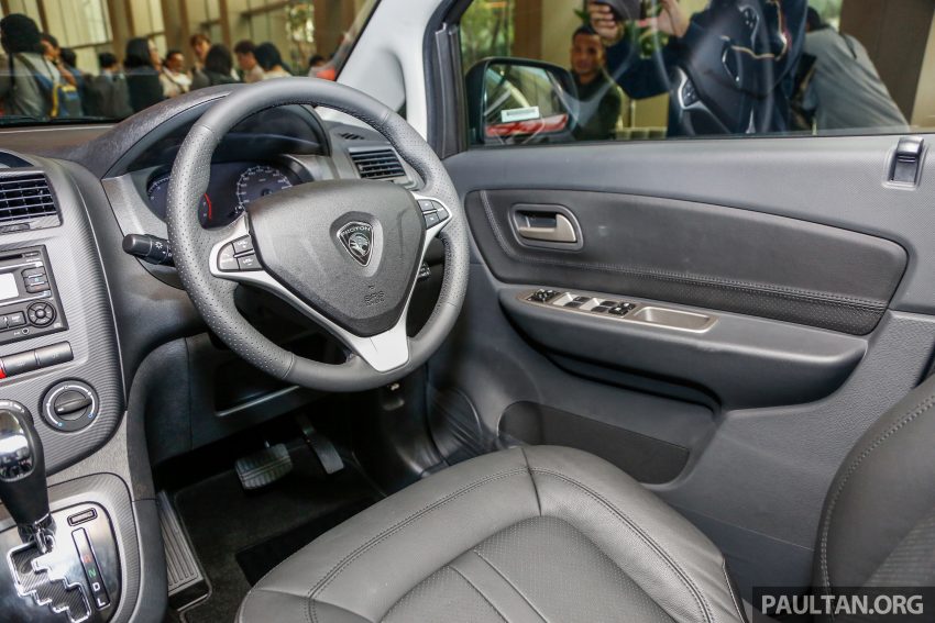 2017 Proton Exora 小改款亮相 Proton-Geely 签约现场。 33864