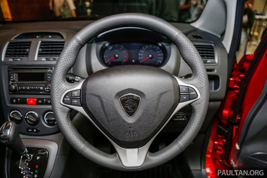 2017 Proton Exora 小改款亮相 Proton-Geely 签约现场。 33851