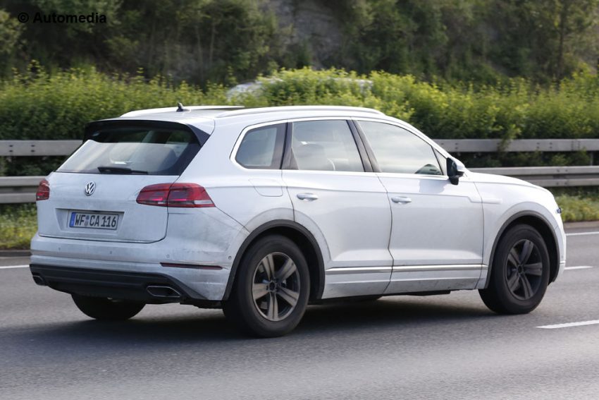新车谍照: 全新 Volkswagen Touareg 无伪装实车照曝光。 31828