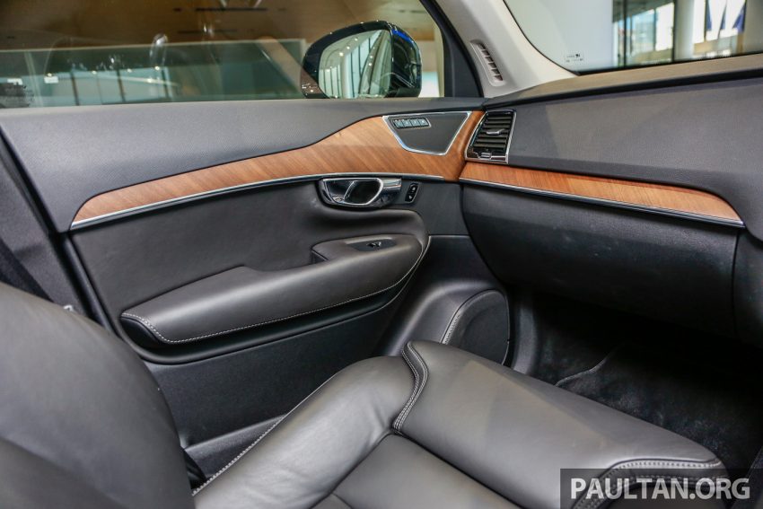 Volvo XC90 推出各种专属外观与内装套件，提升质感。 31950