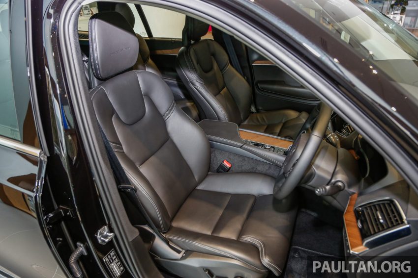 Volvo XC90 推出各种专属外观与内装套件，提升质感。 31954