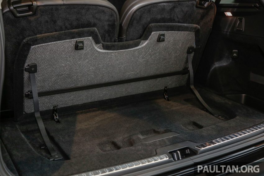 Volvo XC90 推出各种专属外观与内装套件，提升质感。 31968