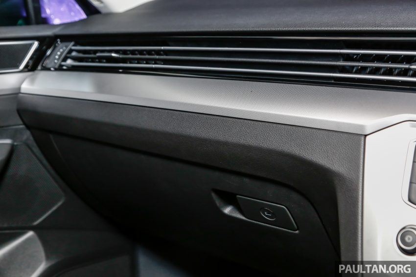 原厂发布 Volkswagen Passat Trendline PLUS 与 Comfortline PLUS，配备更丰富更有诚意，价格更便宜！ 36338