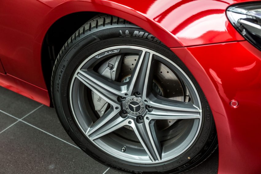 Mercedes-Benz E-Class Coupé 上市，售价RM436K起。 37030