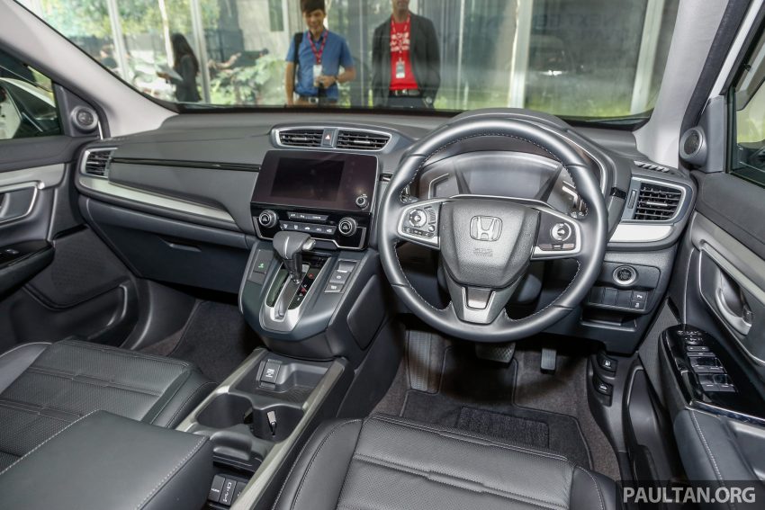 五代 Honda CR-V 本地正式发布，分成4个等级、自然进气与涡轮引擎，统一五人座，售价介于RM142K至RM168K。 35074
