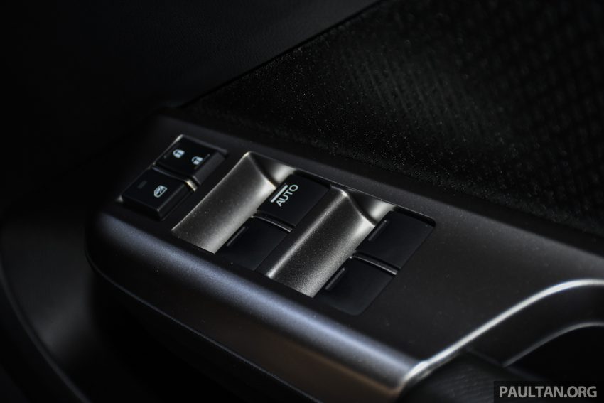 Honda City Hybrid 新车预览，规格与汽油版 1.5E 相似。 36692