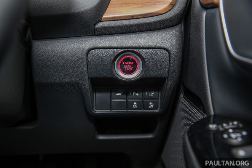 五代 Honda CR-V 本地正式发布，分成4个等级、自然进气与涡轮引擎，统一五人座，售价介于RM142K至RM168K。 34903