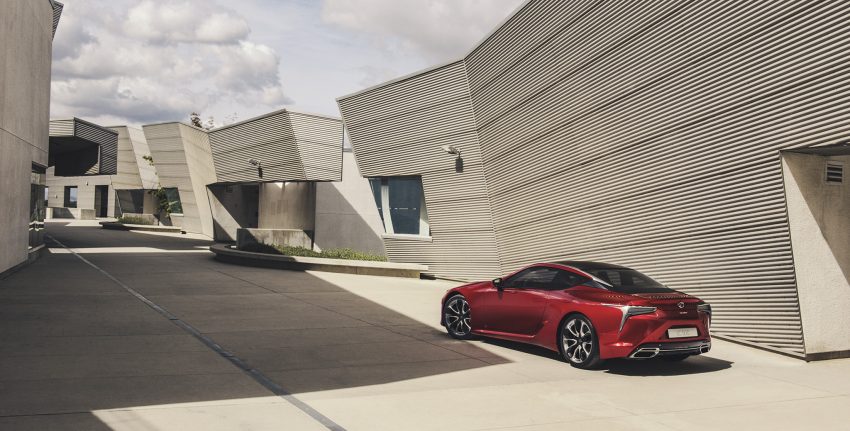 Lexus LC 500 本地正式上市, 5.0L V8引擎, 售RM940K。 36875