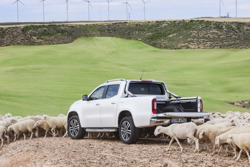Mercedes-Benz X-Class 正式发布，豪华 Pick-up 抢滩！ 35859