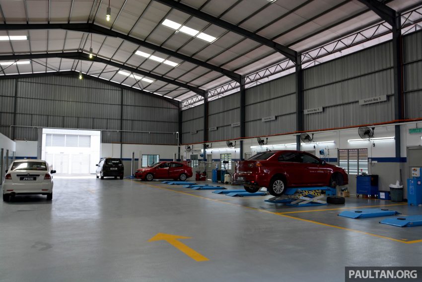 南马最大最完善，柔佛麻坡 Proton Edar 4S Centre 开张。 35470